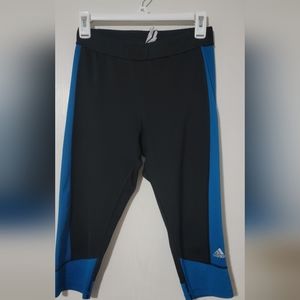 Adidas Capri fit sz medium leggings